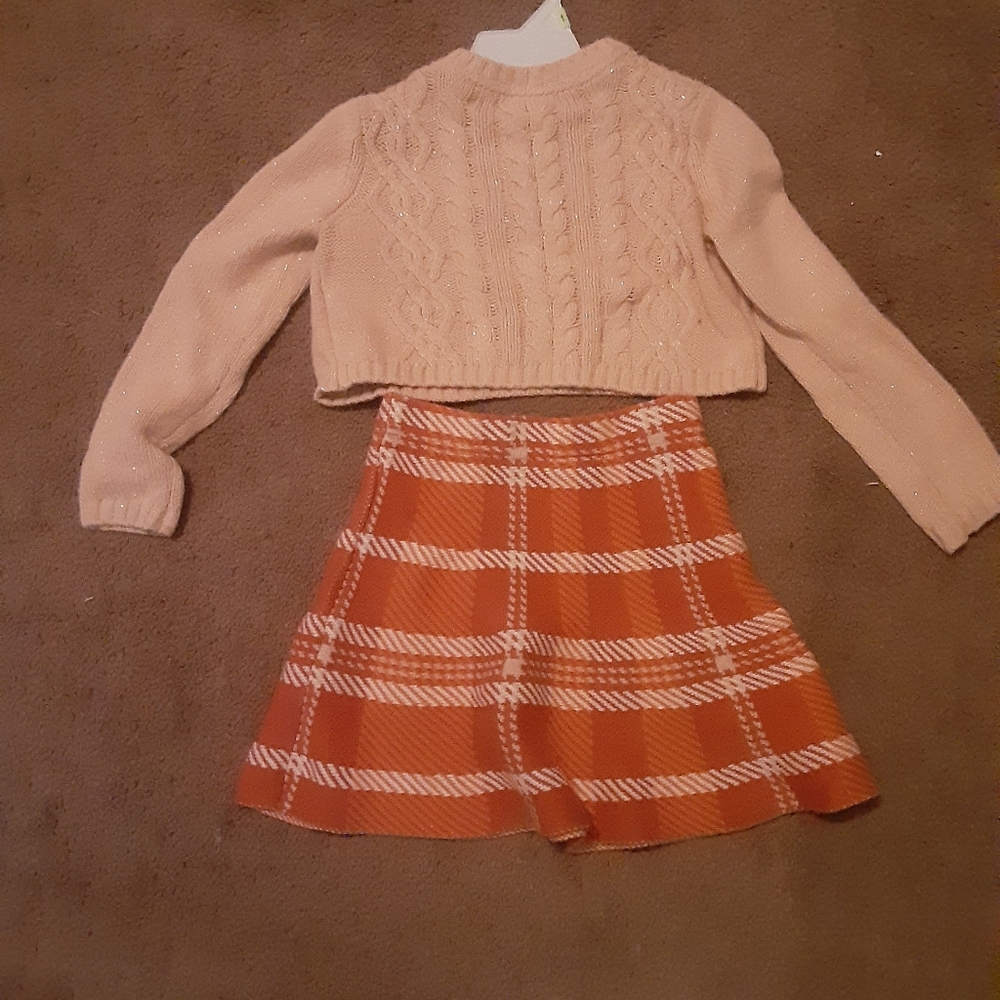 Cute lil sweater and skirt outfit